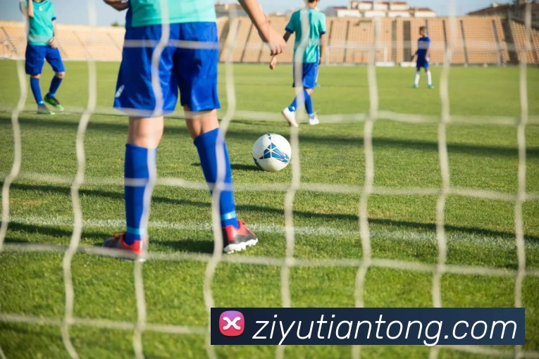 历史世界杯8强比分回顾 八强对决战绩一览